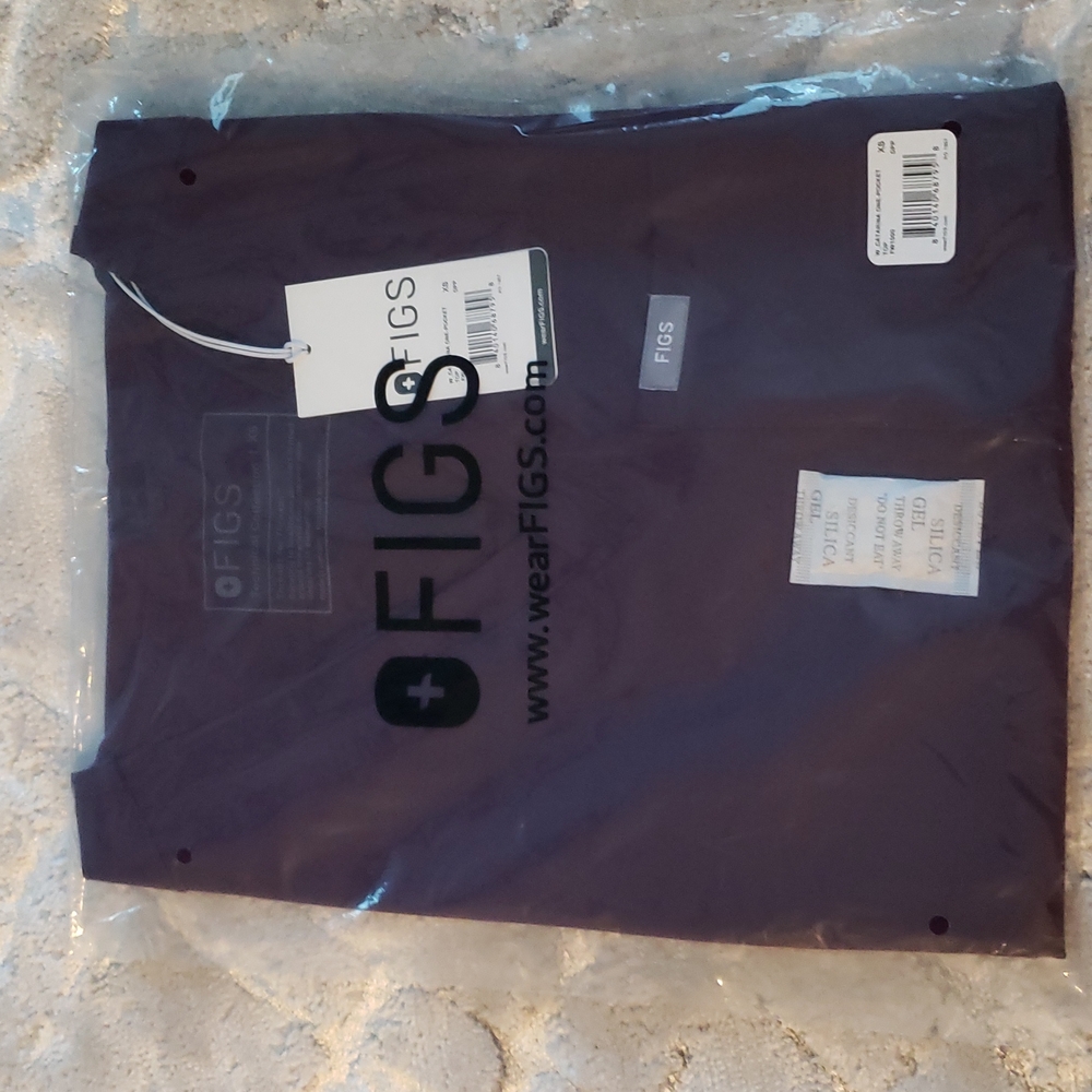 Figs Deep Purple Catarina Scrub Top XS Brand New